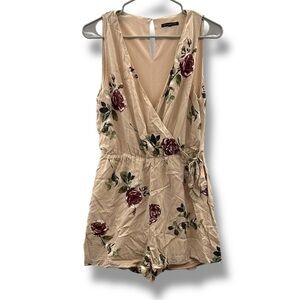 Staccato Floral Wrap Romper Women’s Size Small Sleeveless Summer Casual